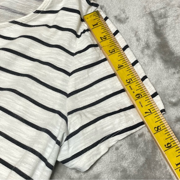 Chico’s Size 2 (US L=fits 12–14)floral Stripe Cotton Tee Shirt Short Sleeve Top - Picture 7 of 7